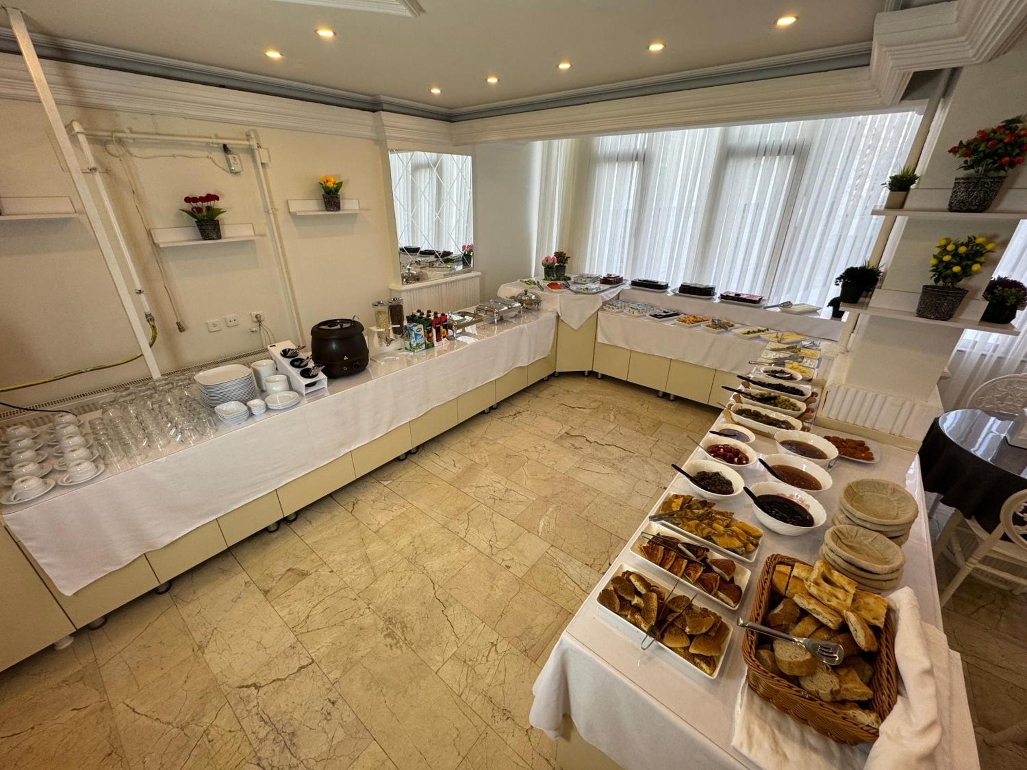 Garden Liva Hotel Ыгдыр Экстерьер фото
